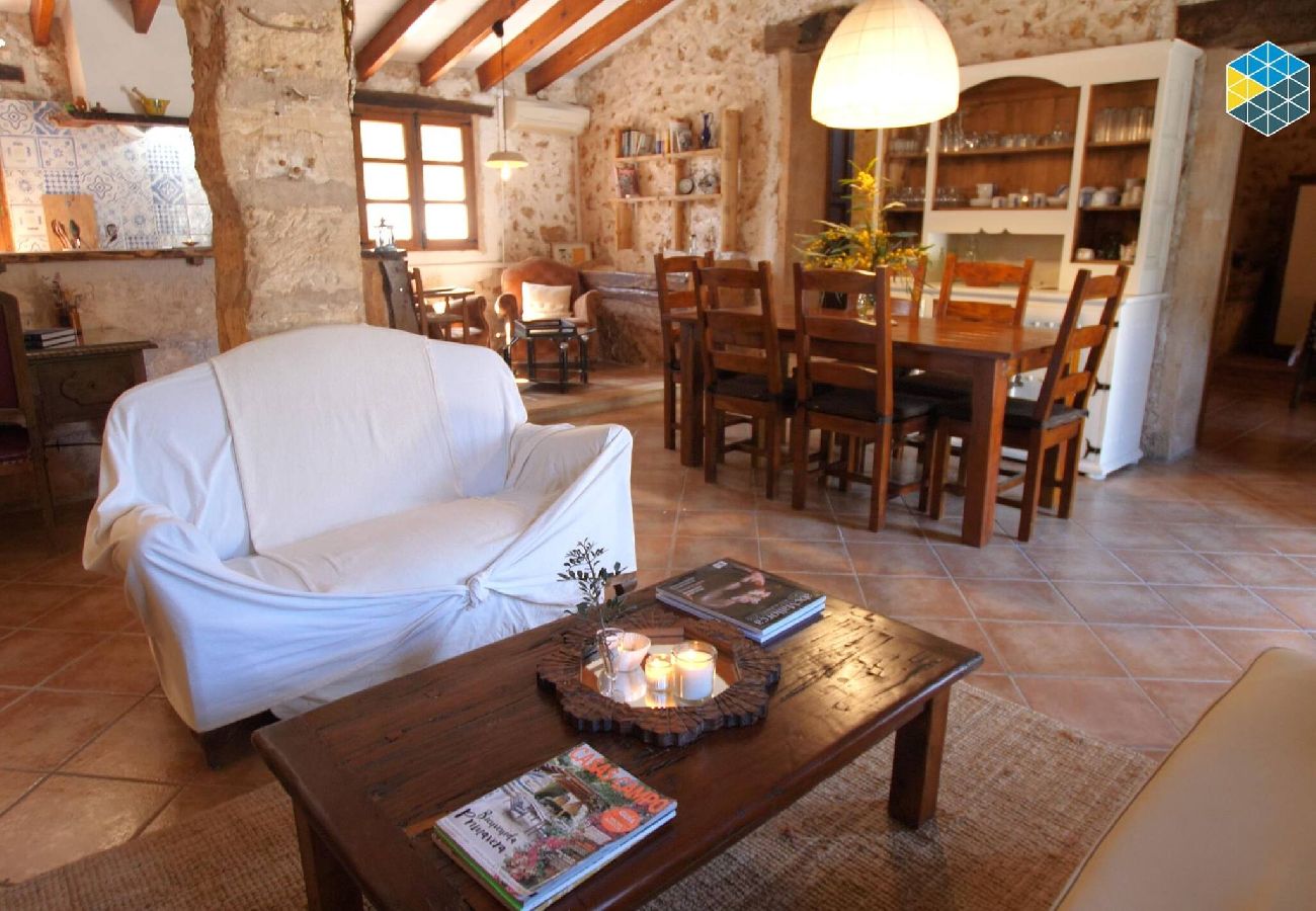 Casa en Lloret de Vistalegre - Finca na Pruna Holiday Home