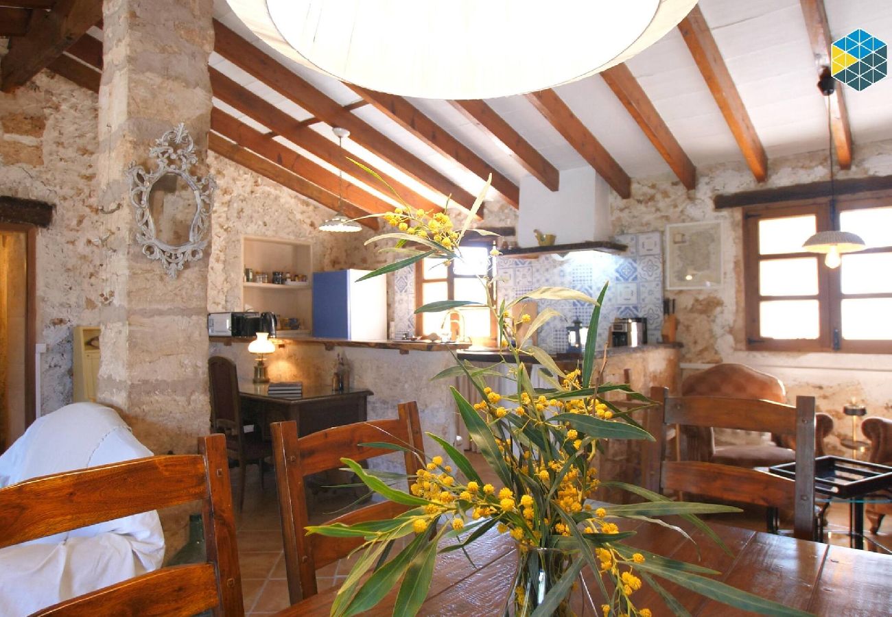 Casa en Lloret de Vistalegre - Finca na Pruna Holiday Home