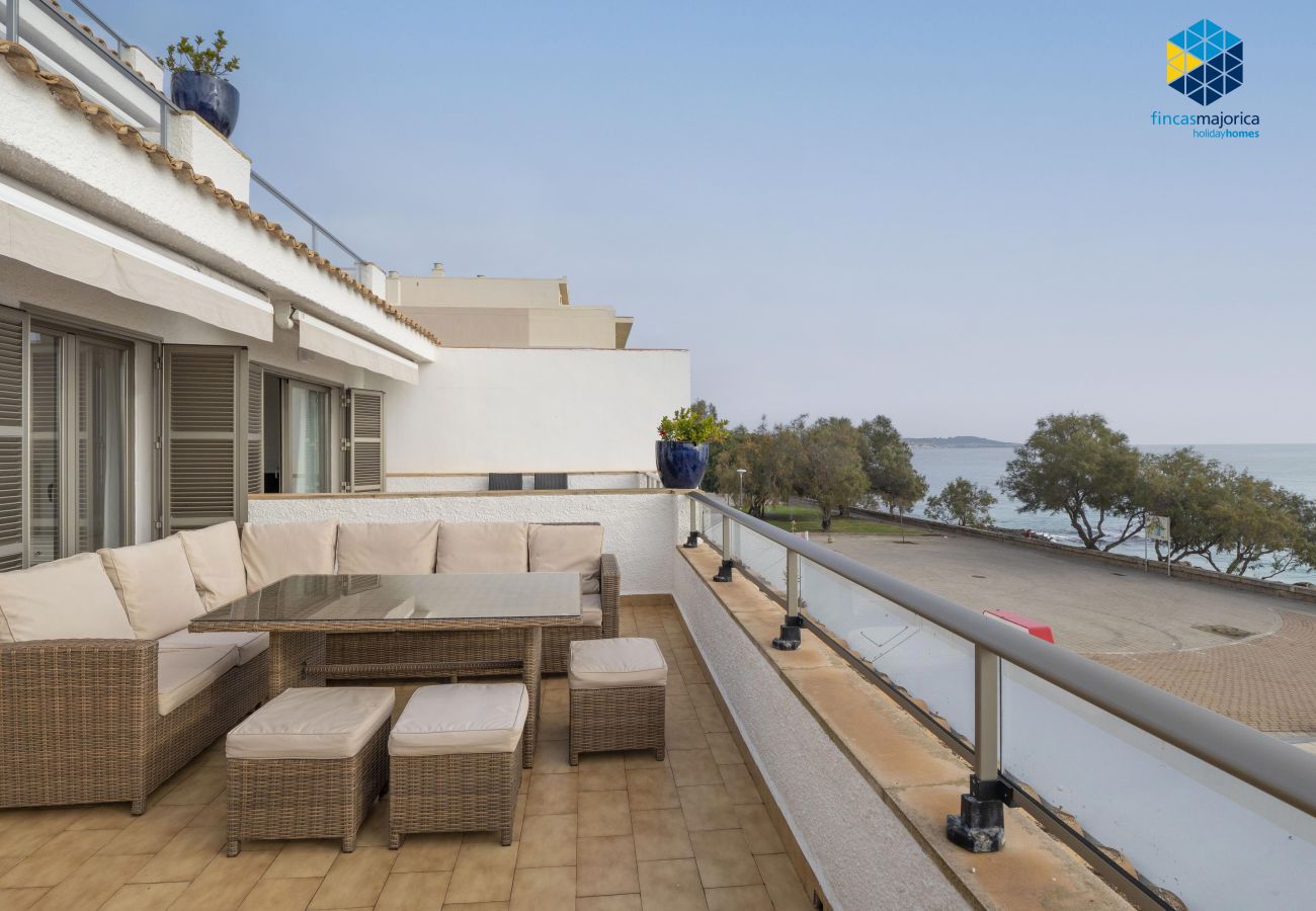 Apartamento Antic 101 en S'Illot con vistas al mar
