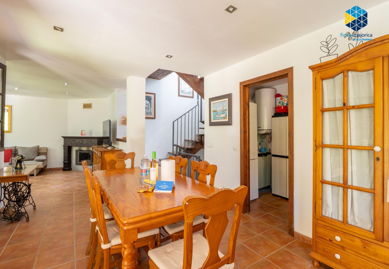 Villa en Cala Llombards - Villa Tardia