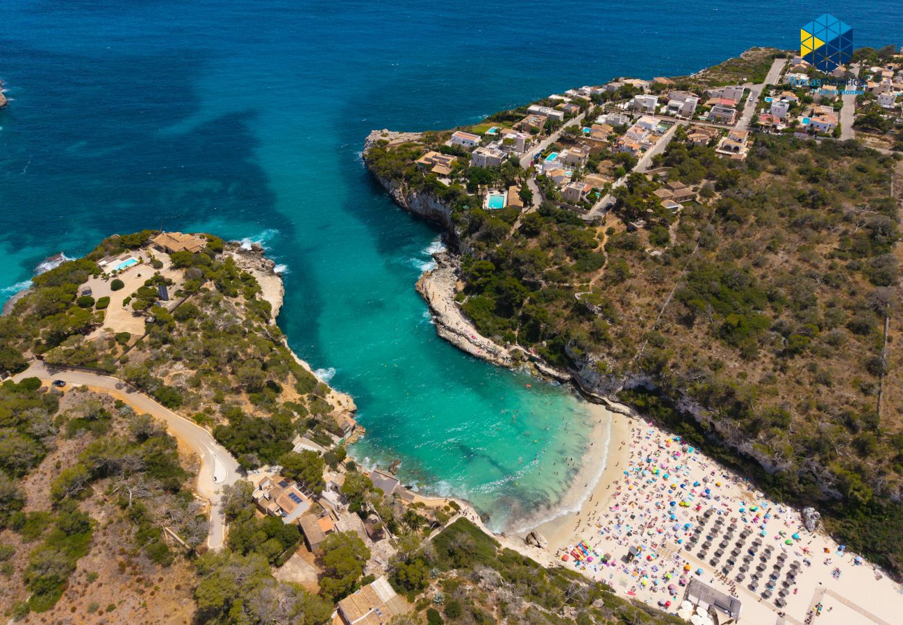 Villa en Cala Llombards - Villa Tardia