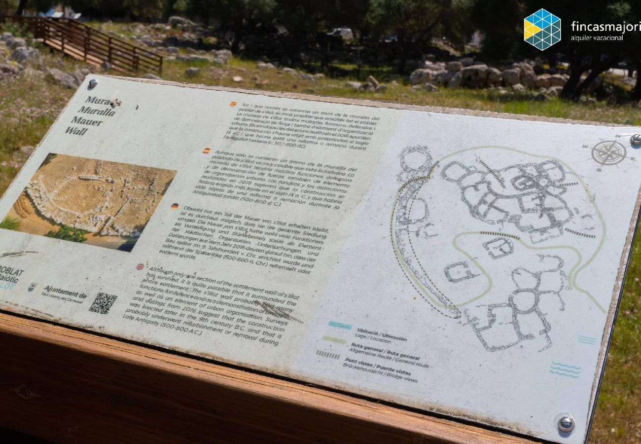 Ferienwohnung in S'Illot - Apartamento Antic 302 Pax 4