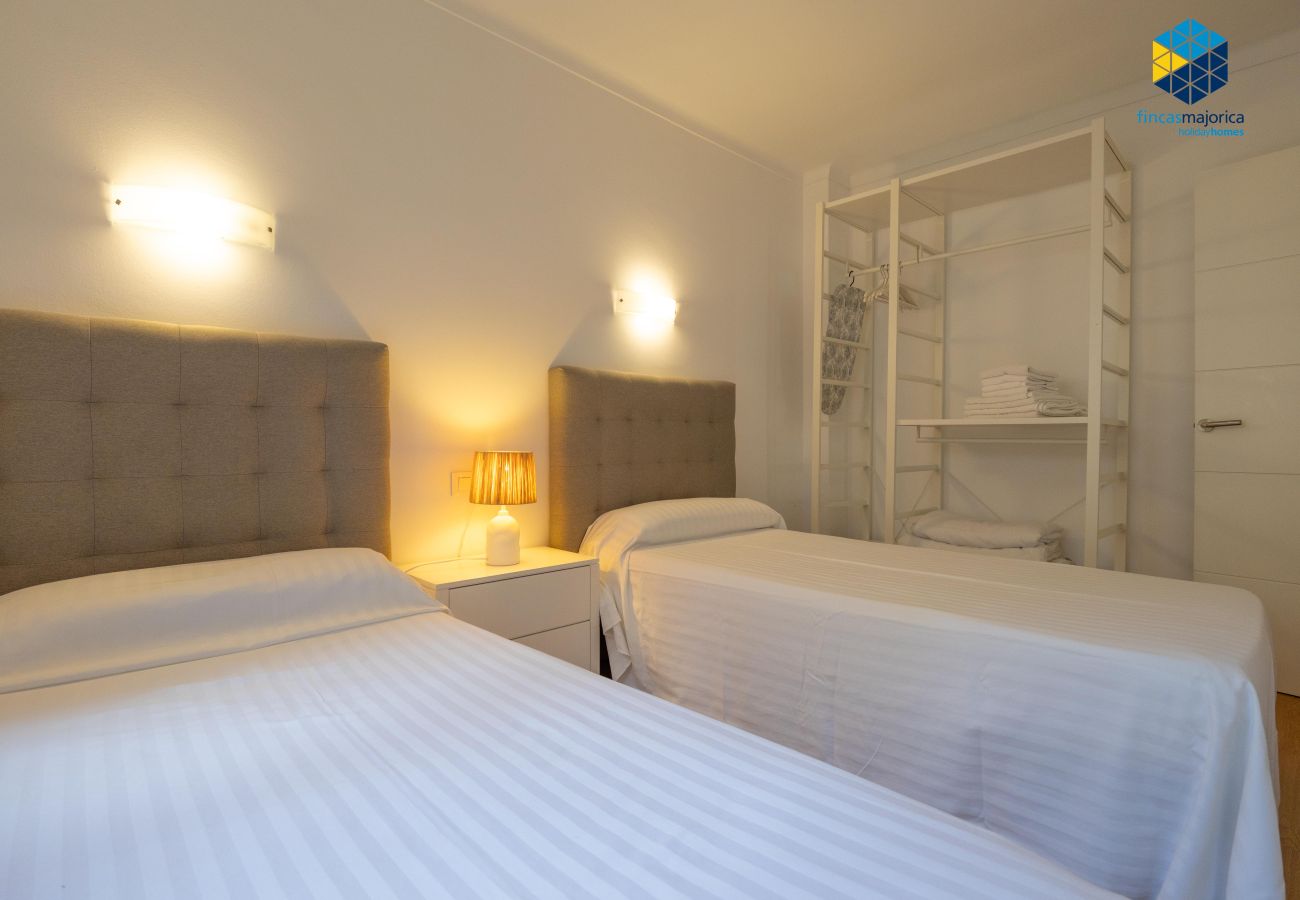 Ferienwohnung in S'Illot - Apartamento Antic 202 Pax 4