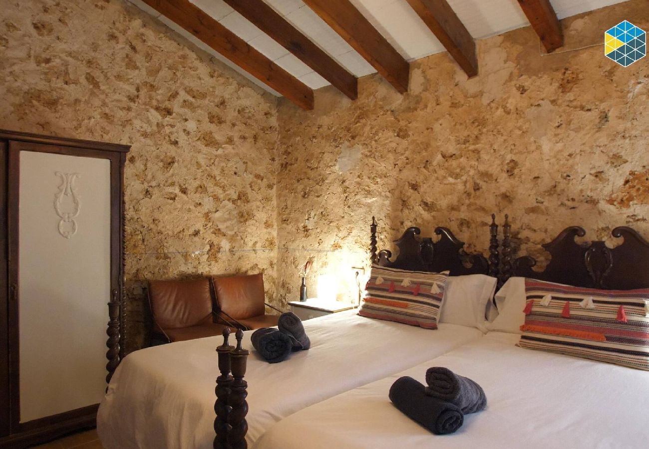 Ferienhaus in Lloret de Vistalegre - Finca na Pruna Holiday Home