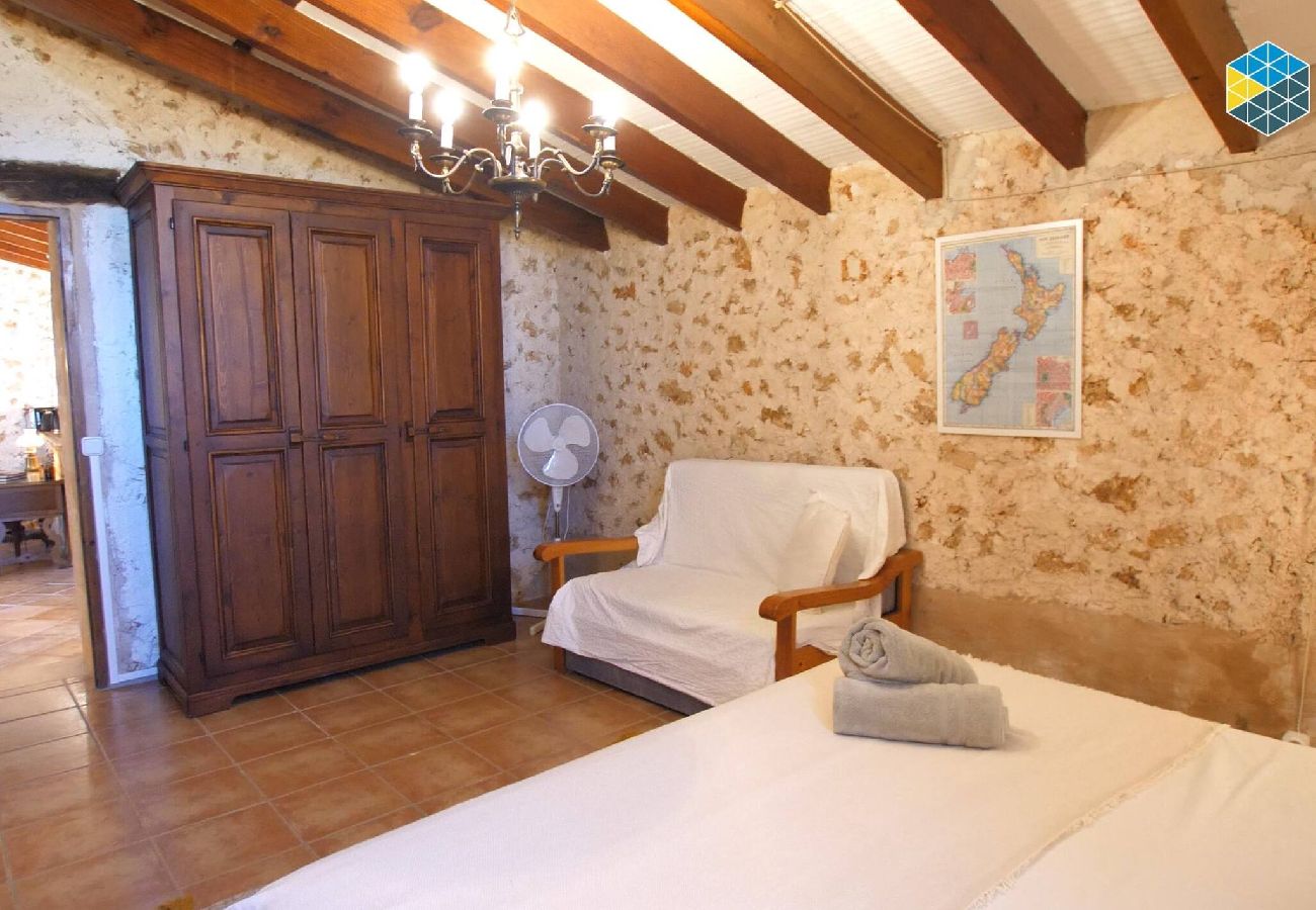 Ferienhaus in Lloret de Vistalegre - Finca na Pruna Holiday Home