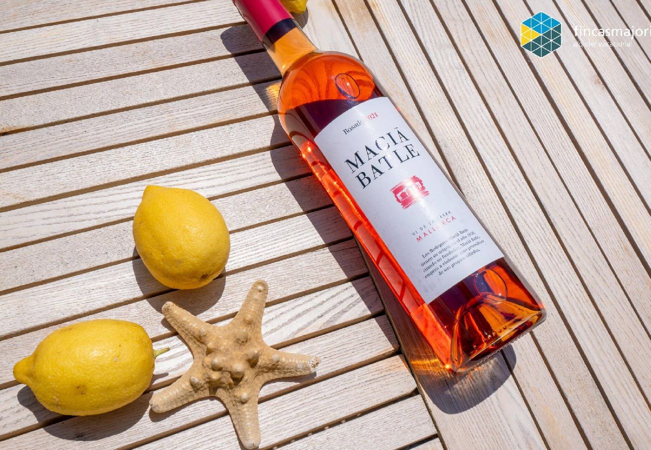 Ferienwohnung in S'Illot - Apartamento Antic 101 Pax 5