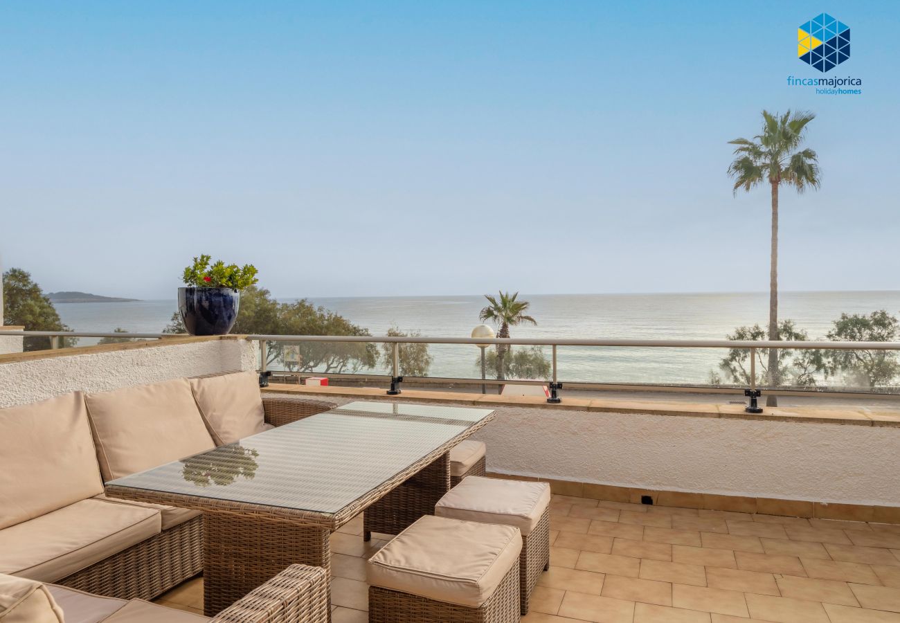 Apartment Antic 101 in S'Illot mit Meerblick