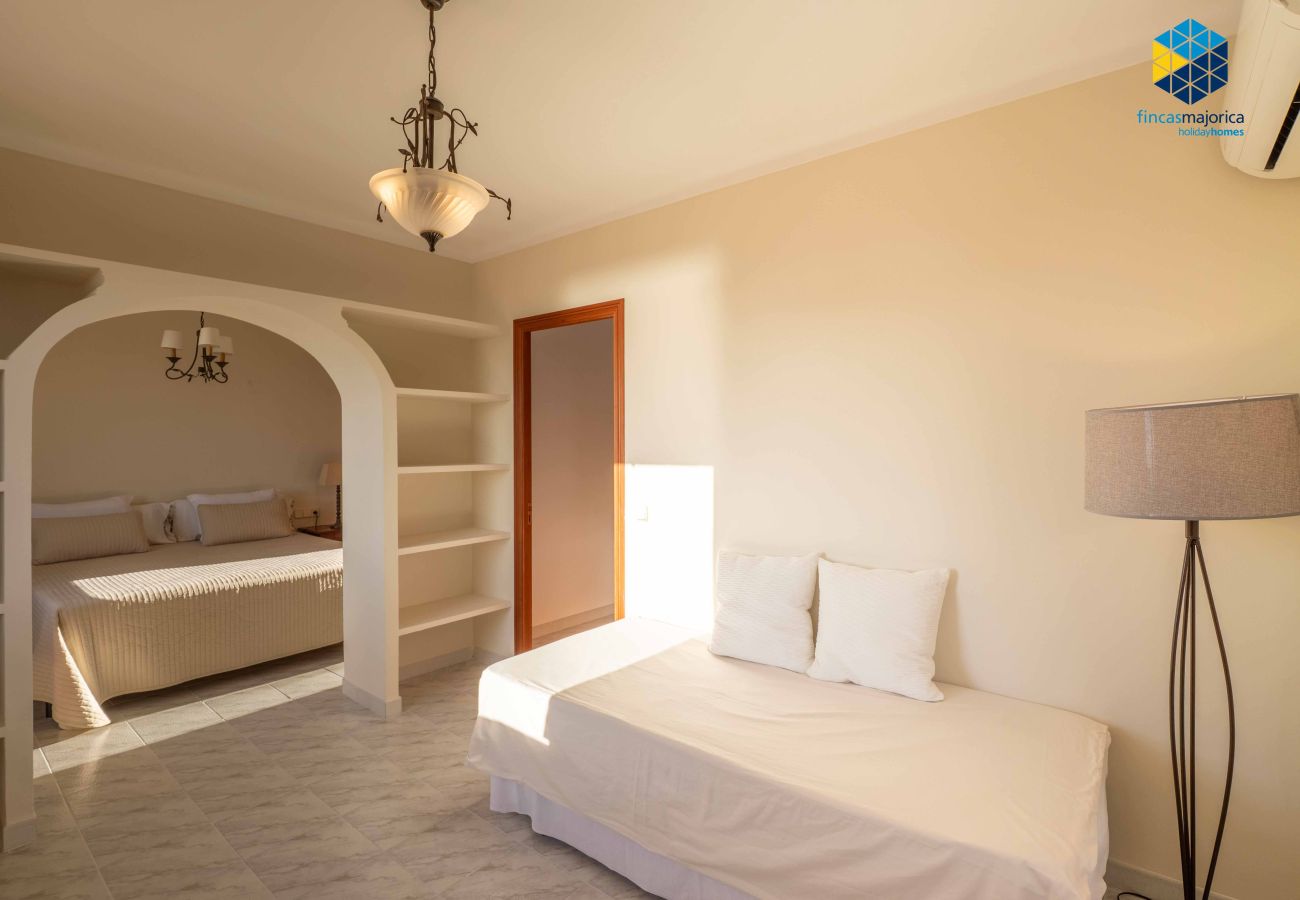 Ferienhaus in Porto Cristo - Villa Cala Magrana