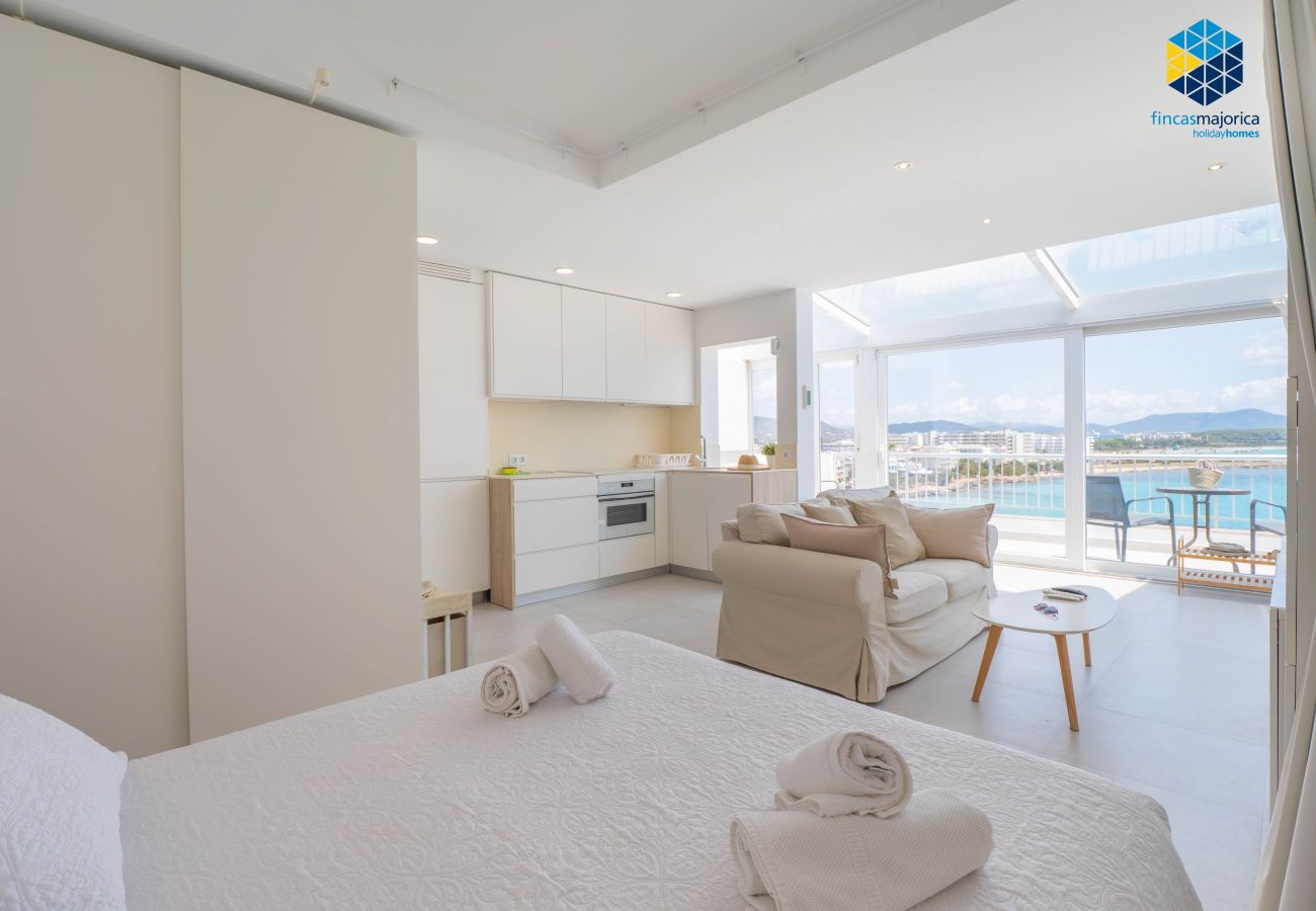 Ferienwohnung in S´illot-Cala morlanda - Apartamento Marinamar