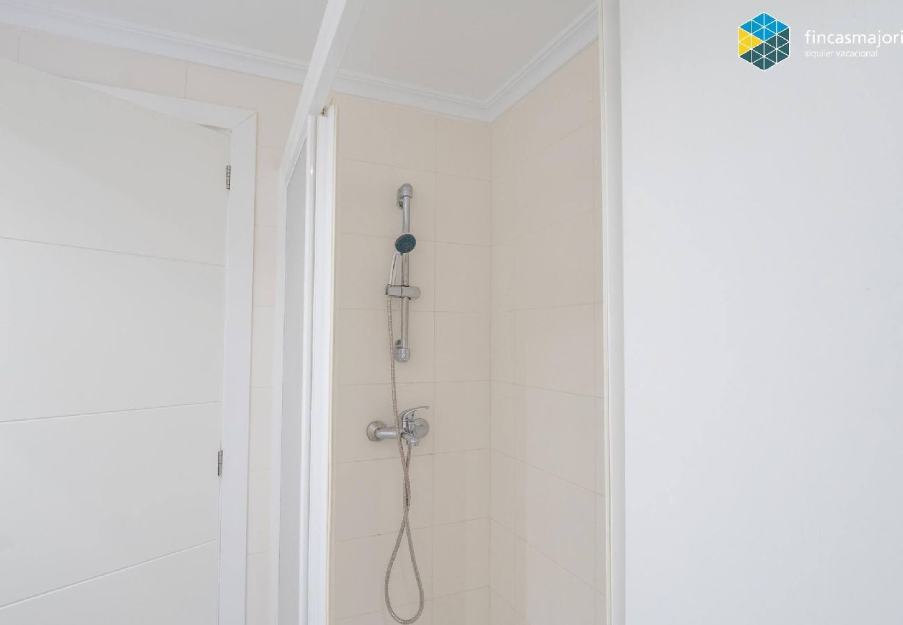 Apartment in S'Illot - Apartamento Antic 302 Pax 4