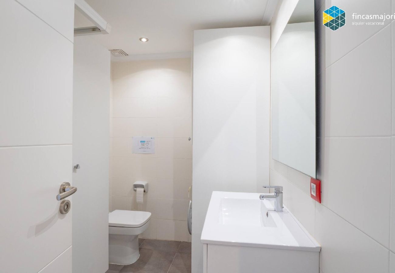 Apartment in S'Illot - Apartamento Antic 302 Pax 4