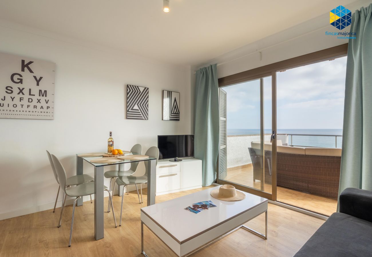 Apartment in S'Illot - Apartamento Antic 302 Pax 4