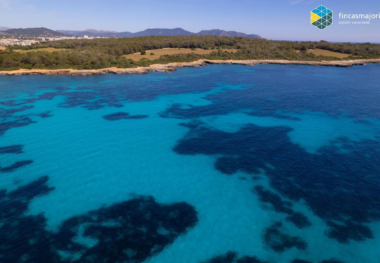 Apartment in S'Illot - Apartamento Antic 202 Pax 4