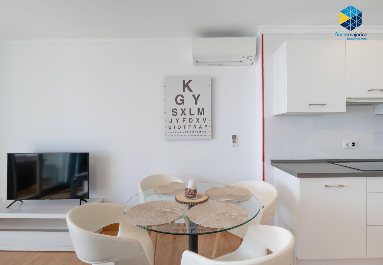 Apartment in S'Illot - Apartamento Antic 202 Pax 4