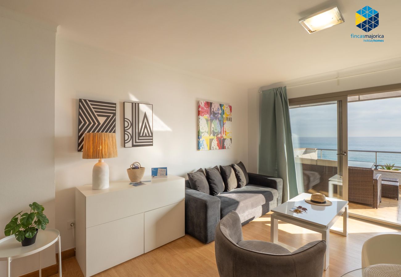 Apartment in S'Illot - Apartamento Antic 202 Pax 4