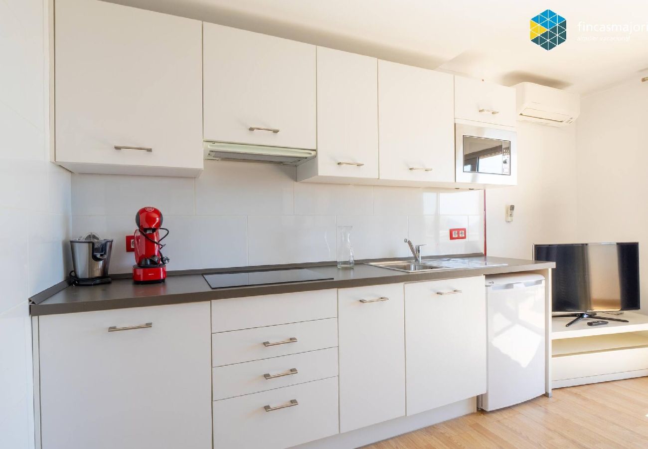 Apartment in S'Illot - Apartamento Antic 301 Pax 2