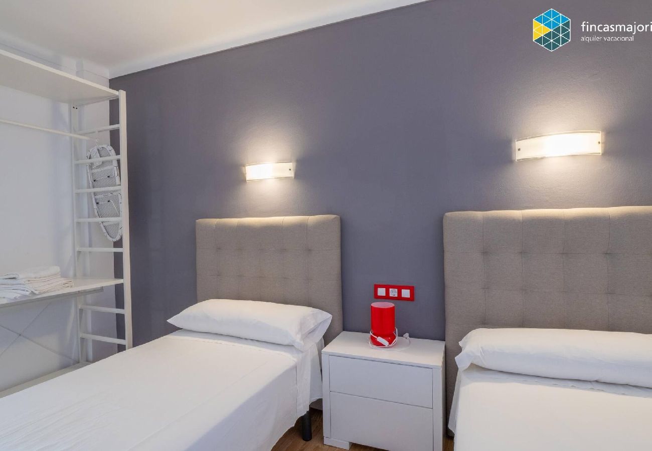 Apartment in S'Illot - Apartamento Antic 301 Pax 2