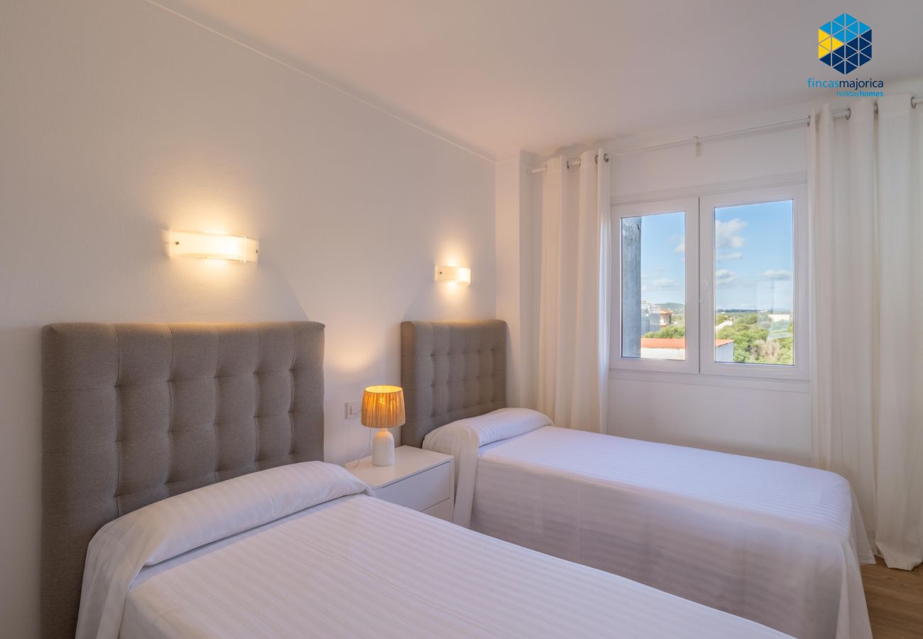 Apartment in S'Illot - Apartamento Antic 301 Pax 2