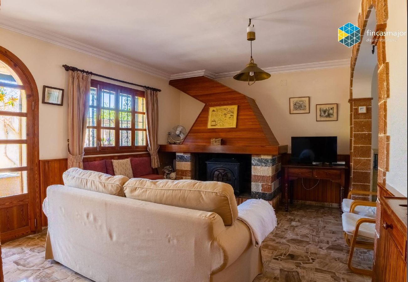 House in Caimari - Can Moreu