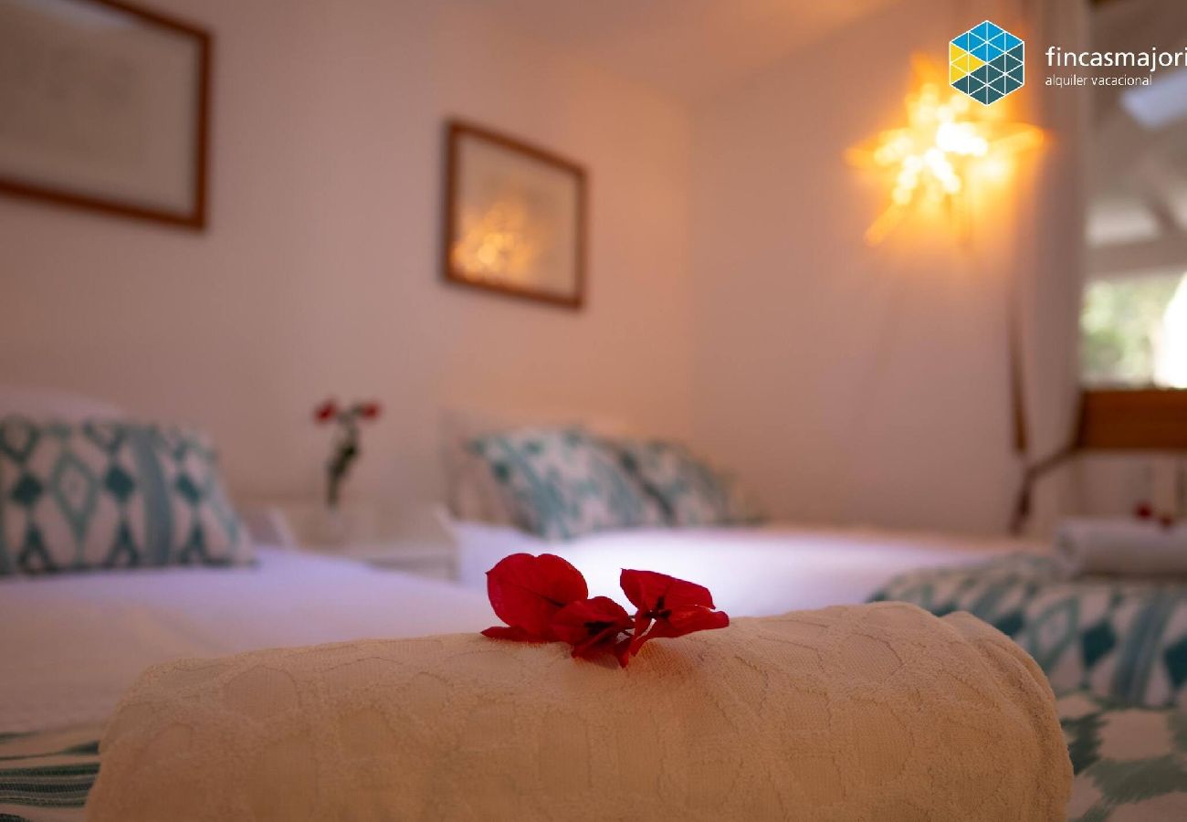 House in Esporles - Casa Mediterránea ECOvillage