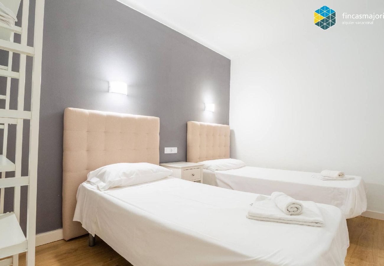 Apartment in S'Illot - Apartamento Antic 102 Pax 6