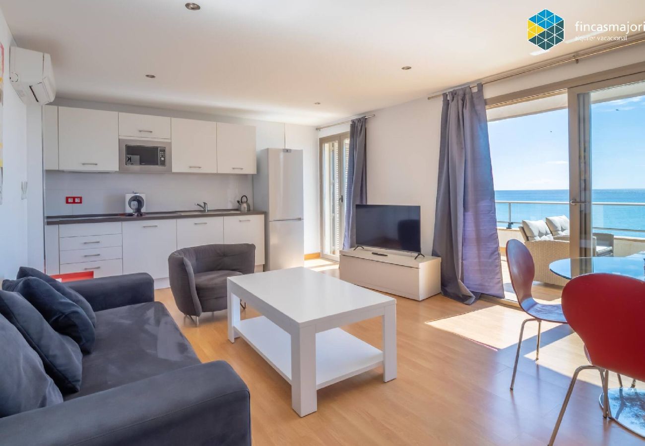 Apartment in S'Illot - Apartamento Antic 201 Pax 4