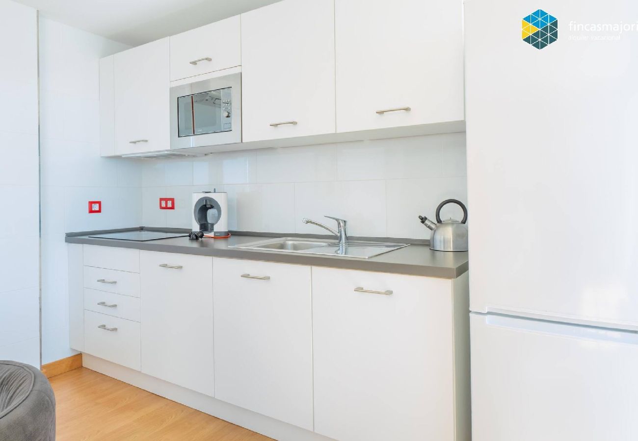 Apartment in S'Illot - Apartamento Antic 201 Pax 4