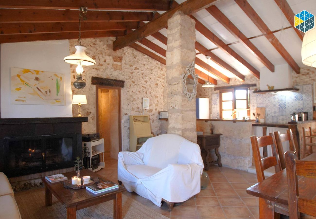 House in Lloret de Vistalegre - Finca na Pruna Holiday Home