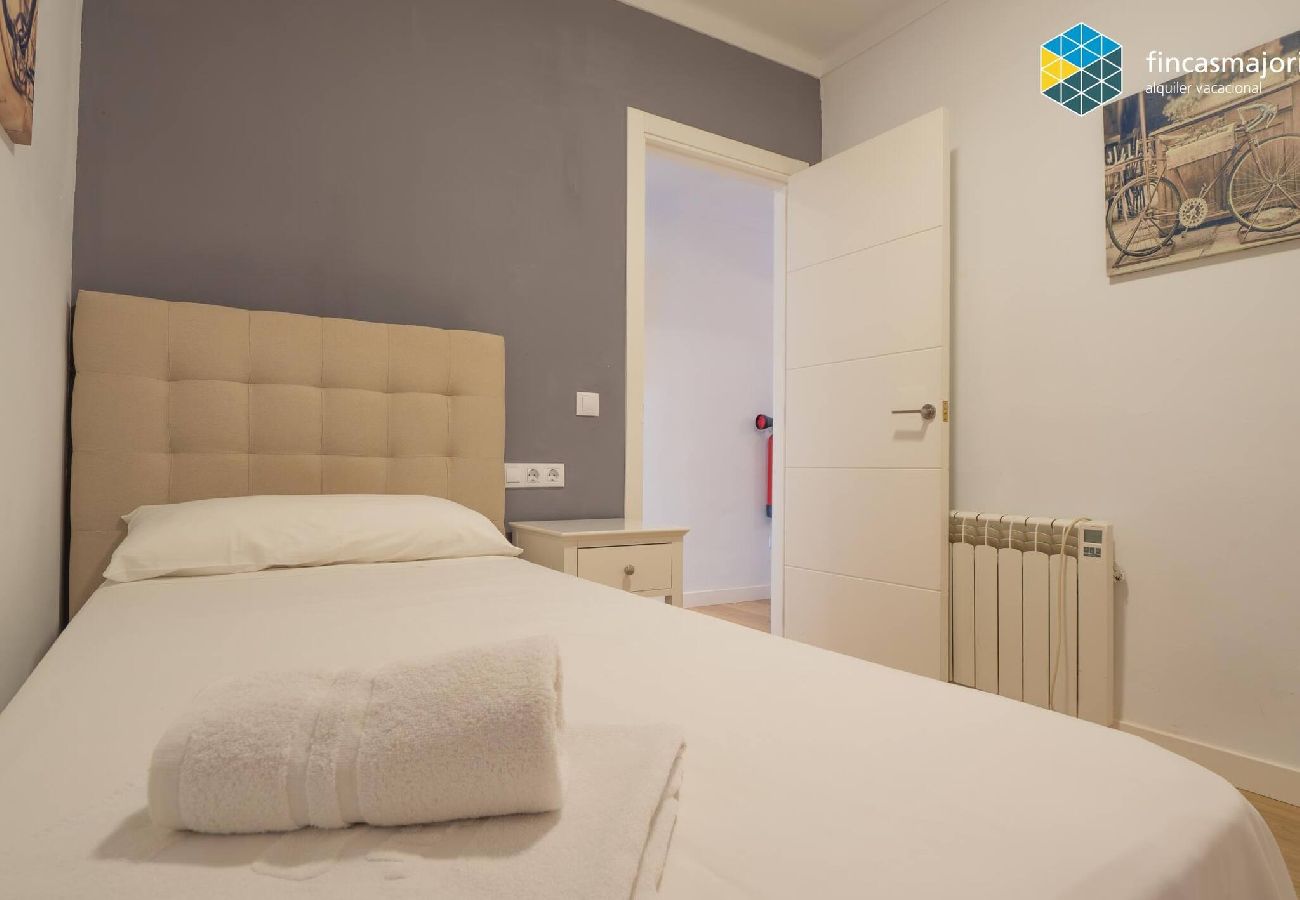 Apartment in S'Illot - Apartamento Antic 101 Pax 5